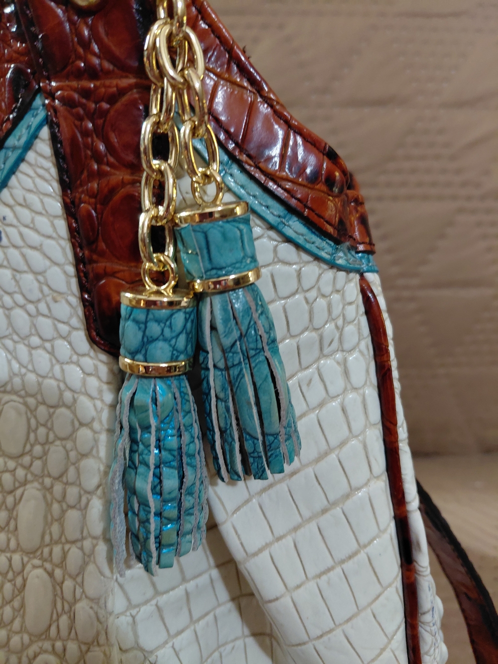 Brahmin White Croc-Embossed Tote with Brown Trim and Wallet - Picture 6 of 9